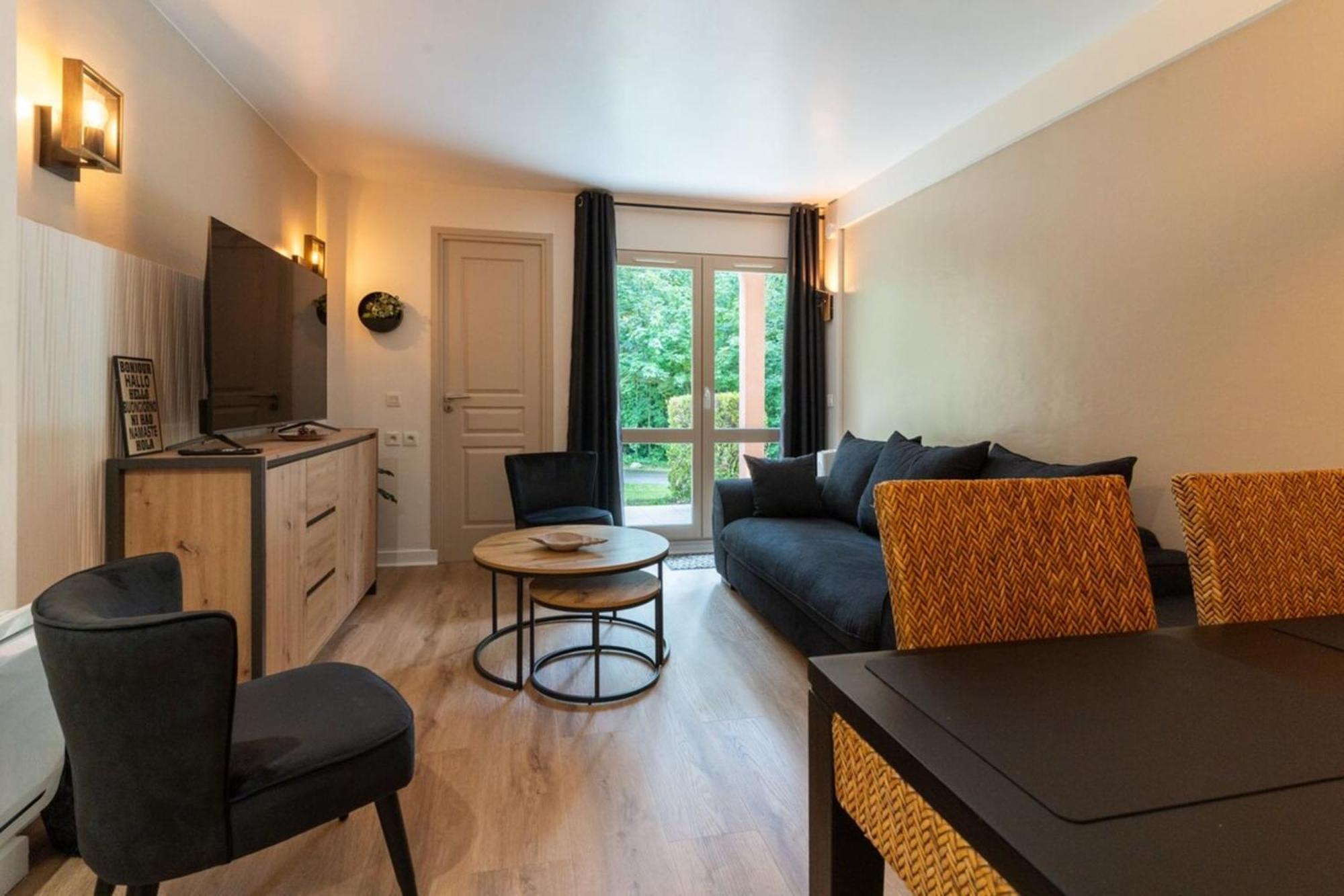 Beautiful Flat With Swimming Pool Tennis Court And Private Car Parking 09 Le Touquet Esterno foto